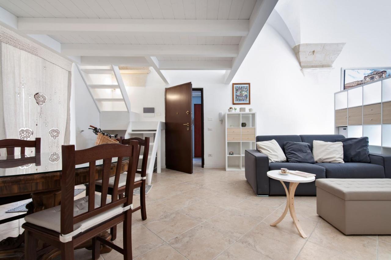 Mesagnesi 6 - Loft Centro Storico Sit